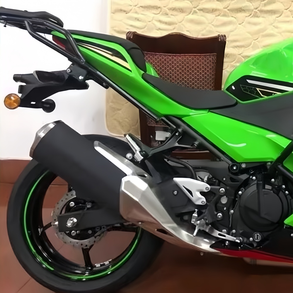 Portapacchi Posteriore per Nin - Motorcycle Gear And Accessories recensione e prezzo